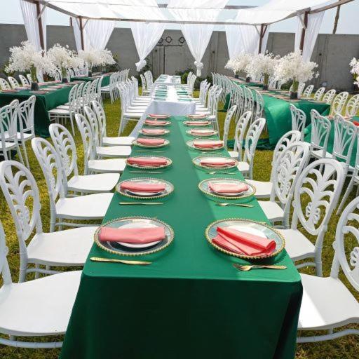 Plus 33 Hotel Nungua المظهر الخارجي الصورة
