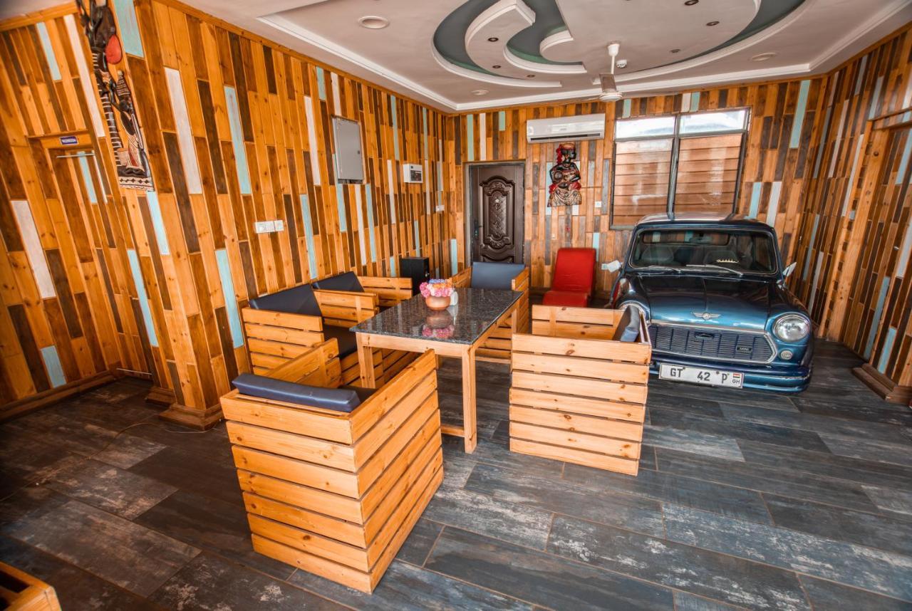 Plus 33 Hotel Nungua المظهر الخارجي الصورة