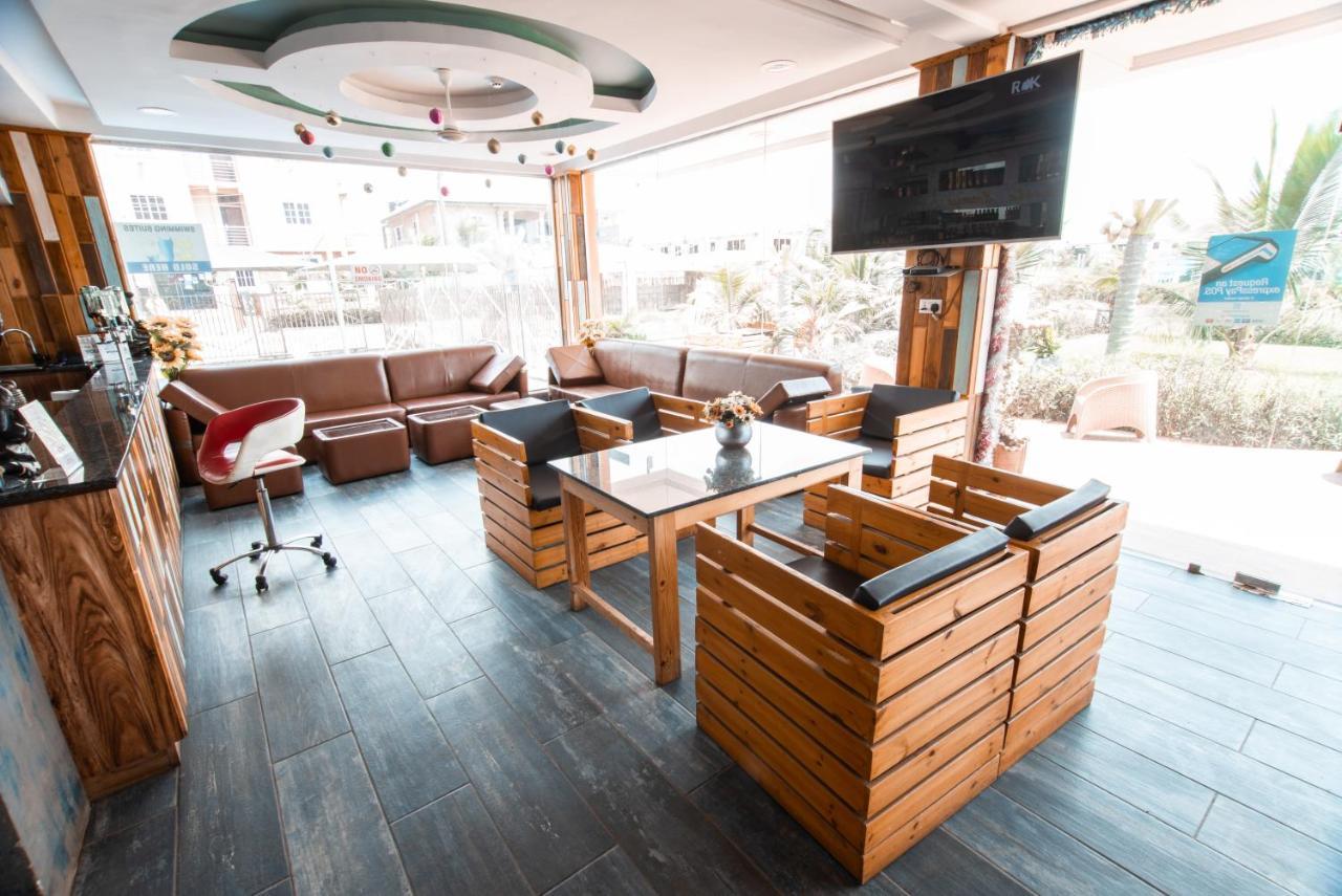 Plus 33 Hotel Nungua المظهر الخارجي الصورة