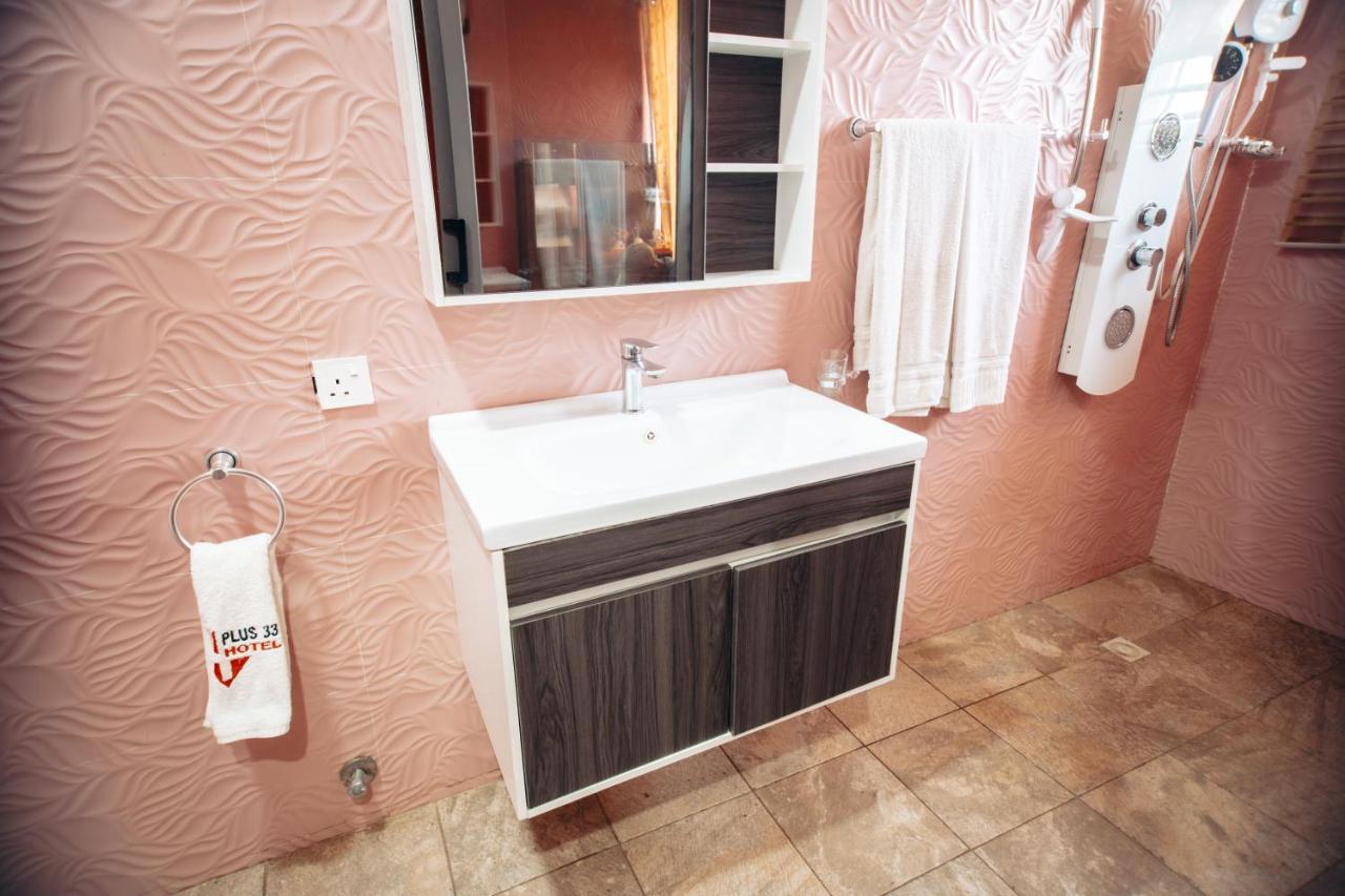 Plus 33 Hotel Nungua المظهر الخارجي الصورة
