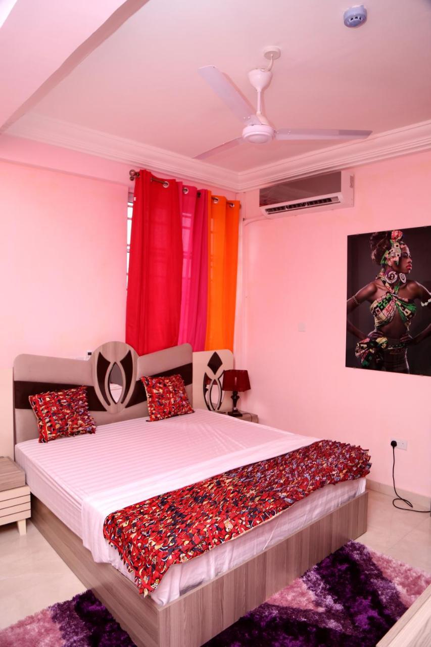 Plus 33 Hotel Nungua المظهر الخارجي الصورة