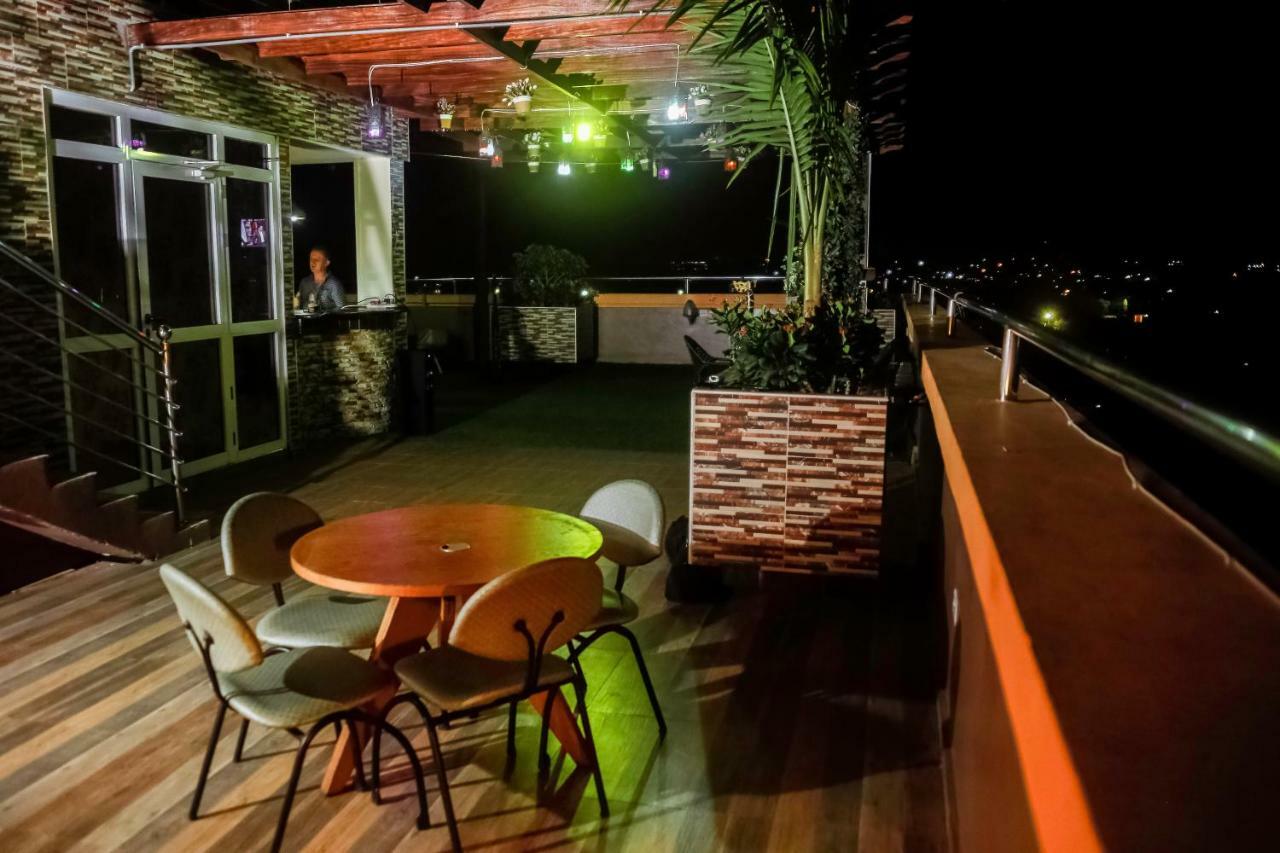Plus 33 Hotel Nungua المظهر الخارجي الصورة