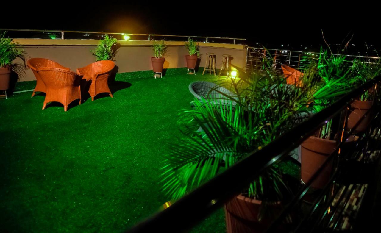 Plus 33 Hotel Nungua المظهر الخارجي الصورة